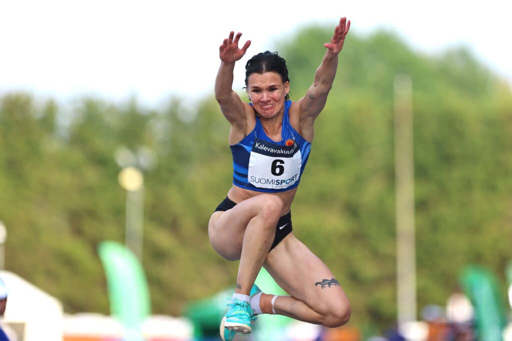 Senni Salmisella karu kohtalo MM-kisoissa – Tuomas Rajan kommentti Ylellä kertoi kaiken Senni Salmisella karu kohtalo MM-kisoissa – Tuomas Rajan kommentti Ylellä kertoi kaiken