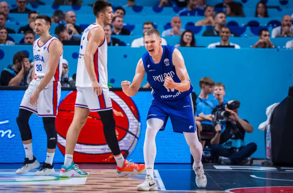 Susijengille musertava takaisku – tähtipelaaja pitkälle sairauslomalle