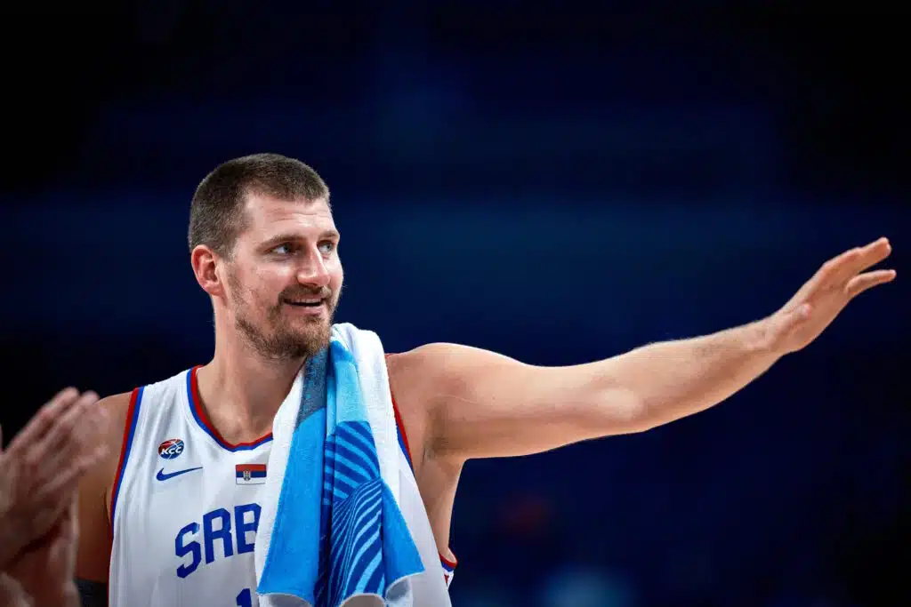 Susijengin pysäyttämä serbitähti järjesti kovan tempun – se ei riittänyt