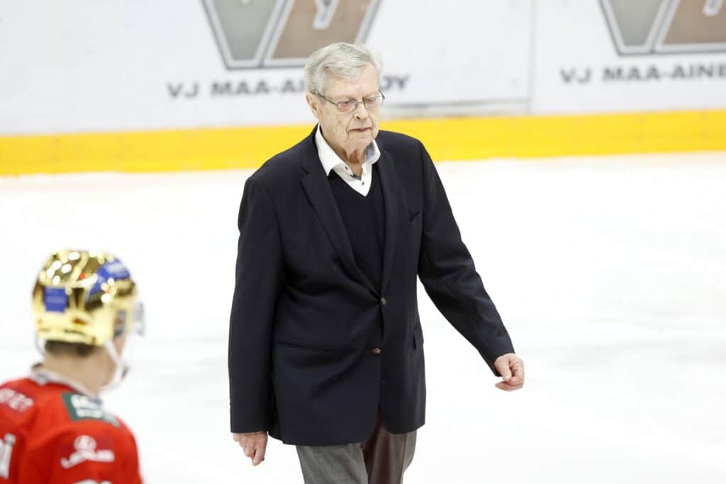 HS: Göran Stubb latasi todella karun arvion HIFK:sta