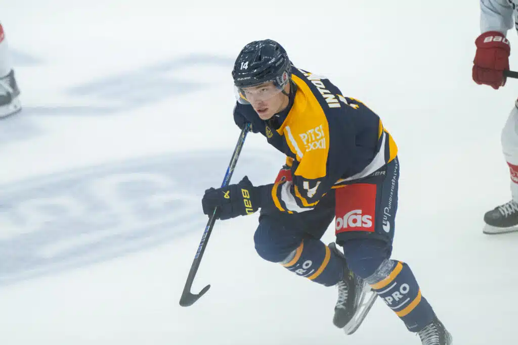 Liigassa mätkäistiin joukolla pelikieltoja