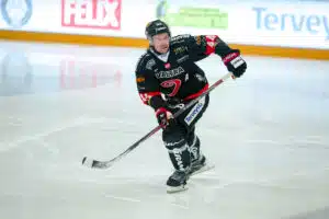 SM-liigaseuralle valtava takaisku kohtalonotteluun