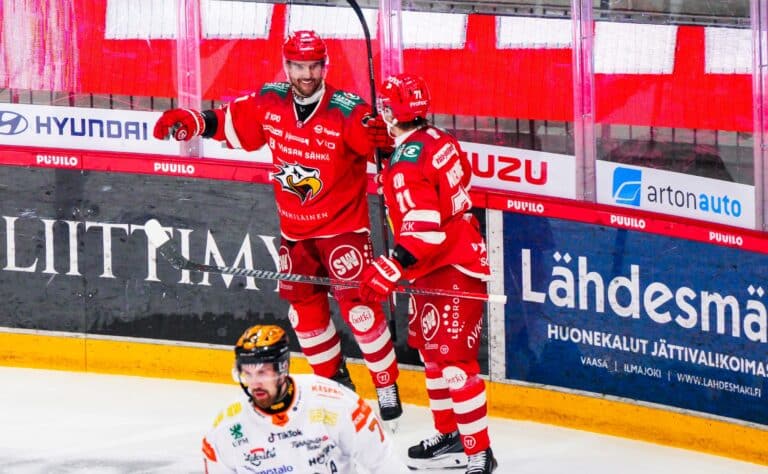 SM-liigan Vaasan Sport alkaa myydä pelaajiaan – "Pyydämme anteeksi" SM-liigan Vaasan Sport alkaa myydä pelaajiaan – ”Pyydämme anteeksi”