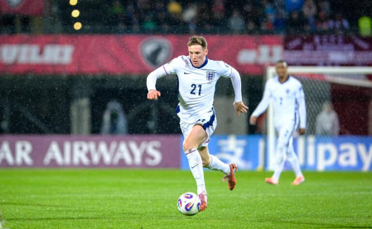 Yli 100 miljoonaa puntaa – Manchester United hurjan siirtohuhun kohteena Yli 100 miljoonaa puntaa – Manchester United hurjan siirtohuhun kohteena