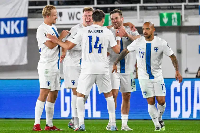 Huuhkajat kohtaa ”eksoottisia maita” – Jacob Friis muistutti tärkeästä asiasta