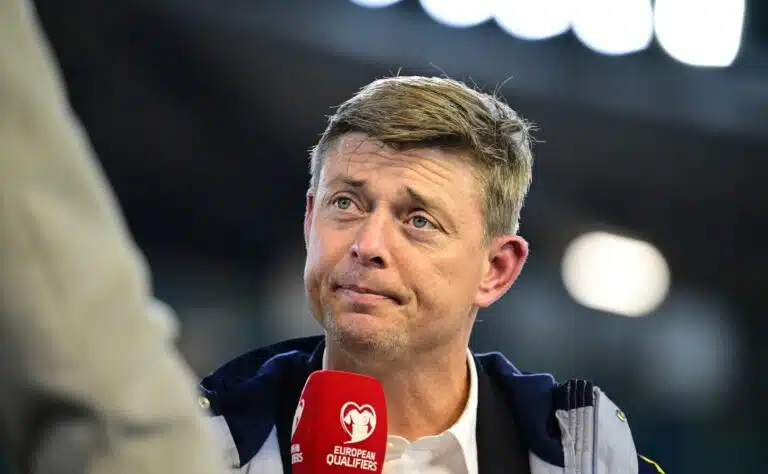 Potkittiin pois Ruotsin maajoukkueesta – entinen tähtihyökkääjä neuvottelee nyt suurpestistä