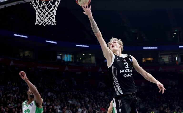 Mikael Jantunen otti roolia Euroliigassa, Miikka Muurinen ei pelannut sekuntiakaan Mikael Jantunen otti roolia Euroliigassa, Miikka Muurinen ei pelannut sekuntiakaan