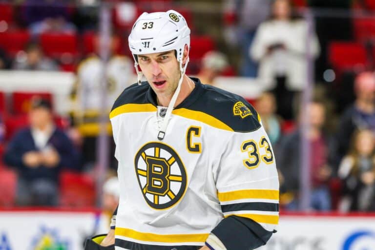 Entiselle NHL-tornille upea kunnianosoitus – nämä sanat pysäyttivät Bostonin