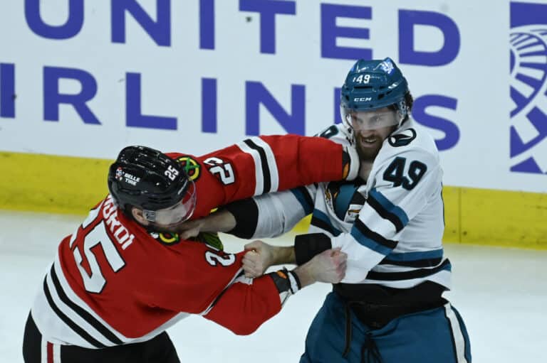 NHL-pelaajan törkytaklaus toi pelikieltoa