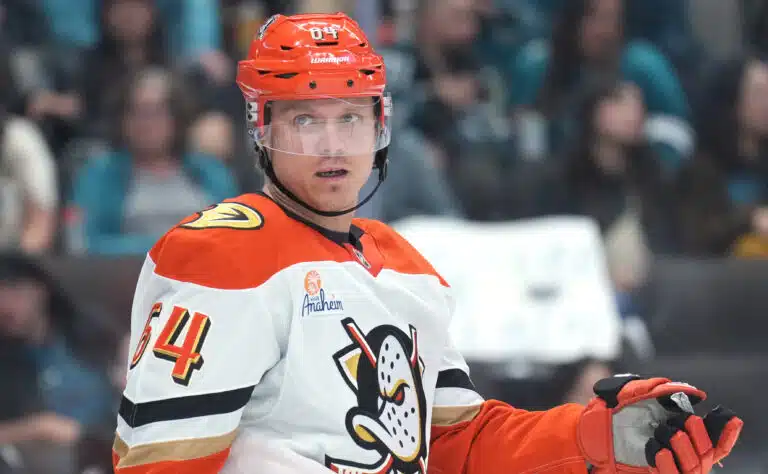 NHL:ssä kiivas suomalaistaisto NHL:ssä kiivas suomalaistaisto