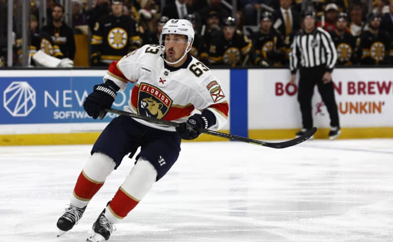 Florida Panthersin Brad Marchandilta likainen temppu – pääsi kuin koira veräjästä Florida Panthersin Brad Marchandilta likainen temppu – pääsi kuin koira veräjästä