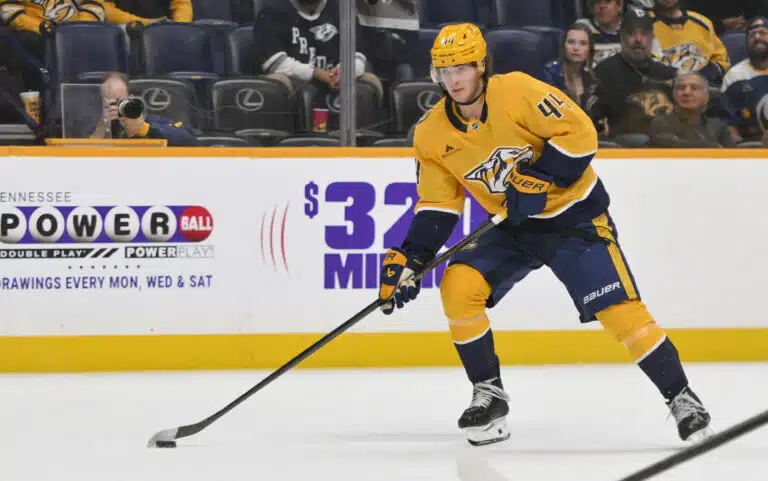 Lähtö tuli – NHL-seura heitti superlupauksen menemään