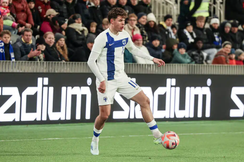 Huuhkajille ikävä takaisku