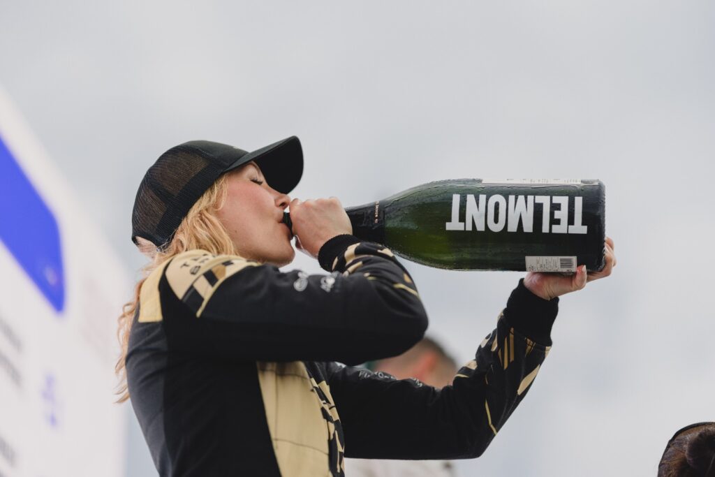 Emma Kimiläinen taistelee taas MM-kullasta – yksin hän olisi jo voittaja: ”Nautitaan!” Emma Kimiläinen