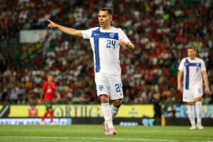 Siirtyykö Leo Walta viimein? Huhut vievät jalkapallon suurmaihin