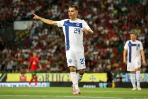 Siirtyykö Leo Walta viimein? Huhut vievät jalkapallon suurmaihin