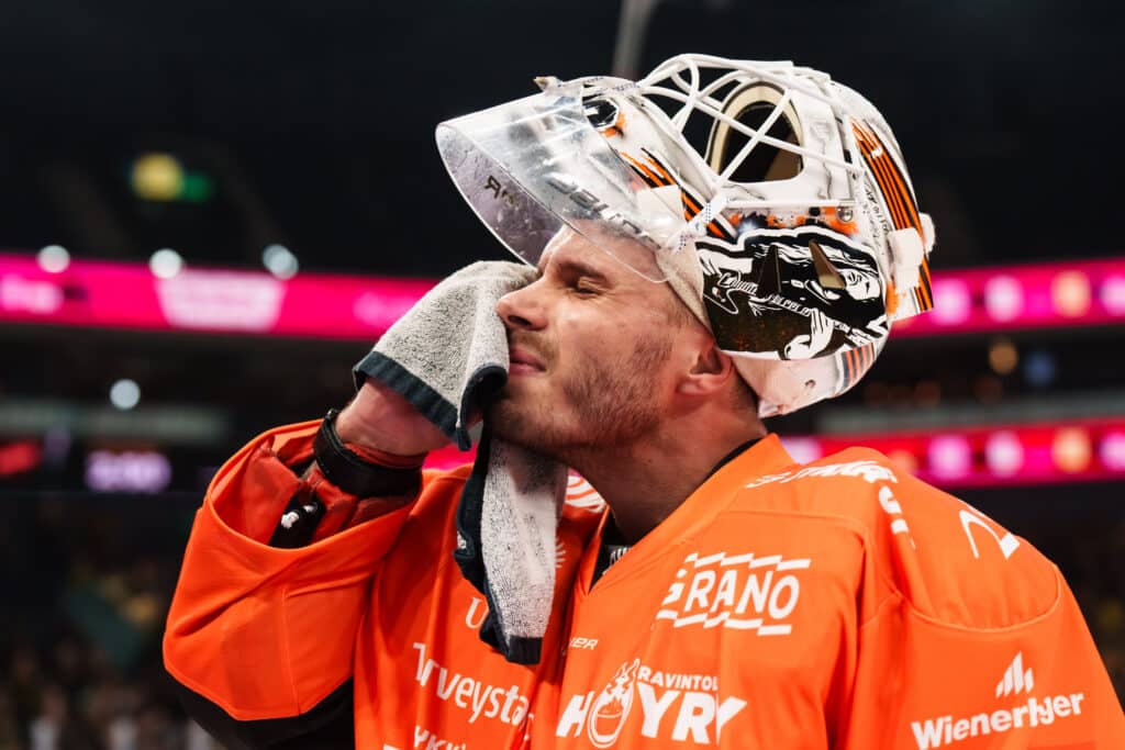 Liigan tähtipelaajalta tiukka kommentti: "Kai tämä on ollut aika poikkeuksellista" Liigan tähtipelaajalta tiukka kommentti: ”Kai tämä on ollut aika poikkeuksellista”