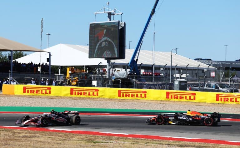 Formula ykkösten aika-ajoissa muhii melkoinen yllätys, Lewis Hamiltonille taas raju pettymys Formula ykkösten aika-ajoissa muhii melkoinen yllätys, Lewis Hamiltonille taas raju pettymys