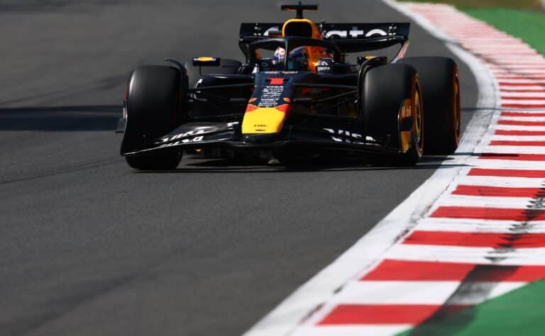 Max Verstappen ulkona Max Verstappen ulkona