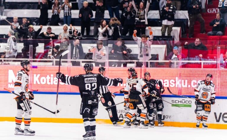 TPS lainasi isokokoisen ruotsalaispakin