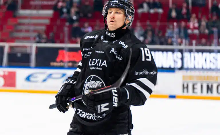 Veli-Matti Savinainen osoitti tukensa Vilma Nissiselle Atleetin haastattelussa