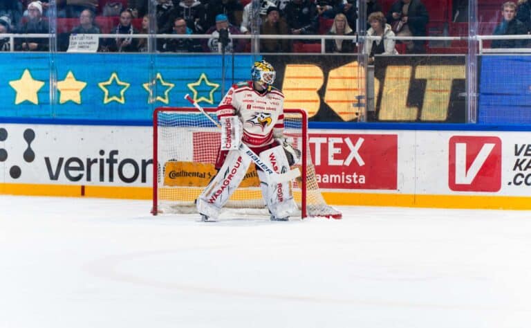 Yle: Ex-Leijona varmisti tulevaisuutensa – tämä asia painoi vaakakupissa Yle: Ex-Leijona varmisti tulevaisuutensa – tämä asia painoi vaakakupissa