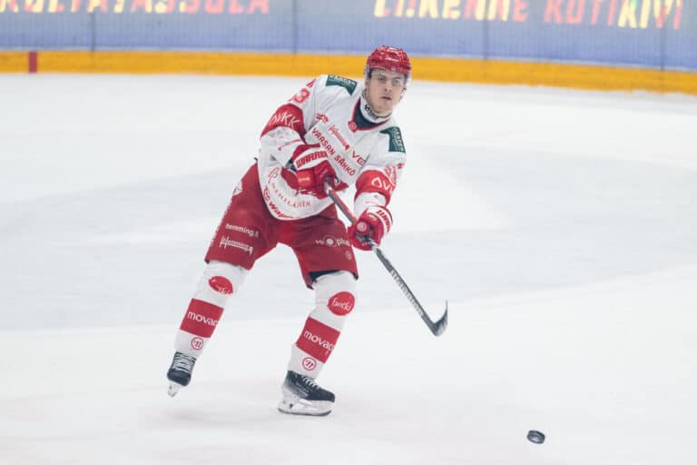 Sportin jättänyt suomalaispakki suuntaa eksoottiseen suuntaan