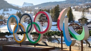 Suomen olympiajoukkue Milano Cortinaan julki – mäkihypyssä historiaa ja Perttu Hyvärinen ulos Suomen olympiajoukkue Milano Cortinaan julki – mäkihypyssä historiaa ja Perttu Hyvärinen ulos