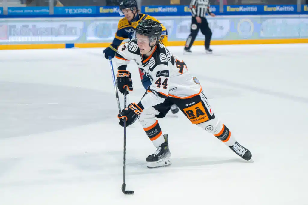 HPK-hyökkääjän Mestis-laina jatkuu – iskenyt kovat tehot lainaseurassa