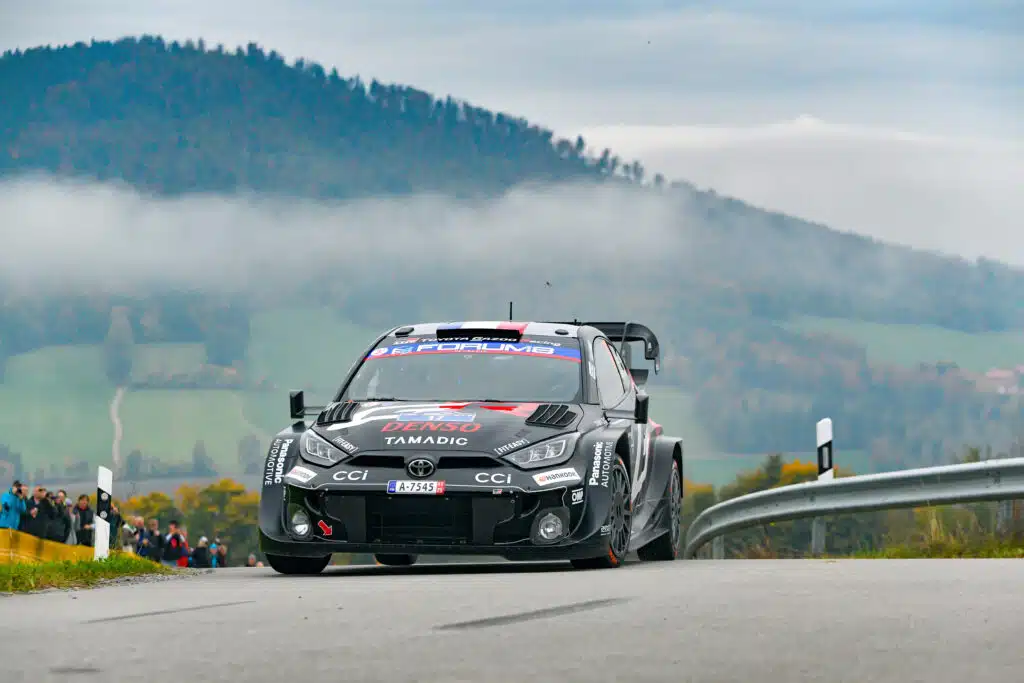 EK10: MM-rallissa dramaattinen käänne – Sebastien Ogier ajoi rajusti ulos