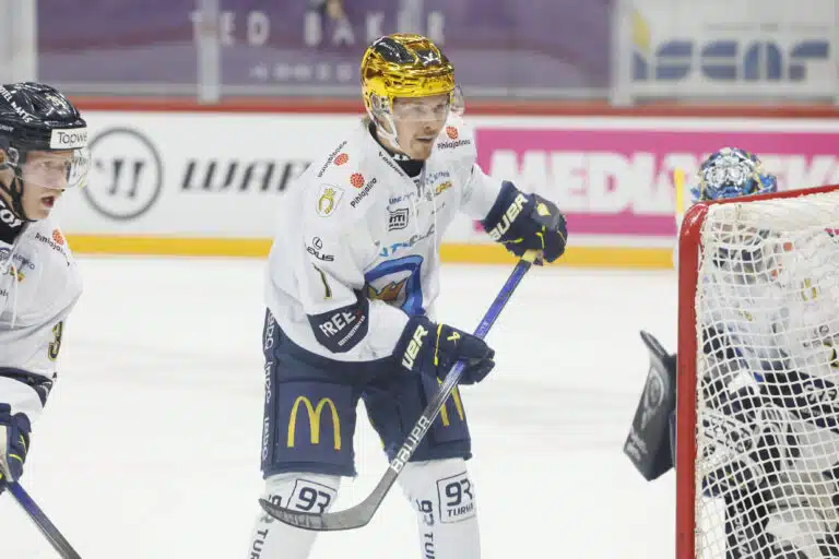 Entinen Liiga-mestari sopimukseen ulkomaalaisseuran kanssa