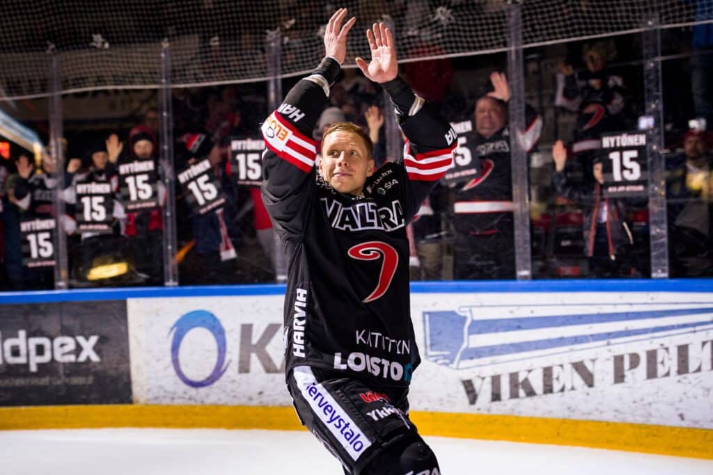 SM-liigalegenda saa upean kunnianosoituksen