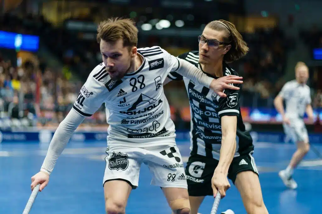 Miesten F-liigassa järkyttävät tasoerot