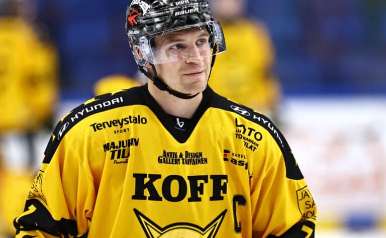 Raimo Helmisen SaiPalle taas karu tulos - kapteeni teki asiat selviksi Raimo Helmisen SaiPalle taas karu tulos – kapteeni teki asiat selviksi