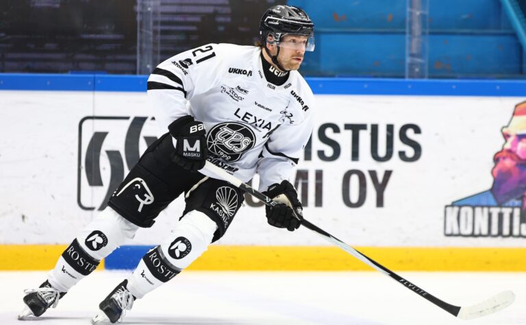 Onko tässä SM-liigakauden suurin sensaatio? Toni Söderholm korosti Mikko Koivun roolia Onko tässä SM-liigakauden suurin sensaatio? Toni Söderholm korosti Mikko Koivun roolia