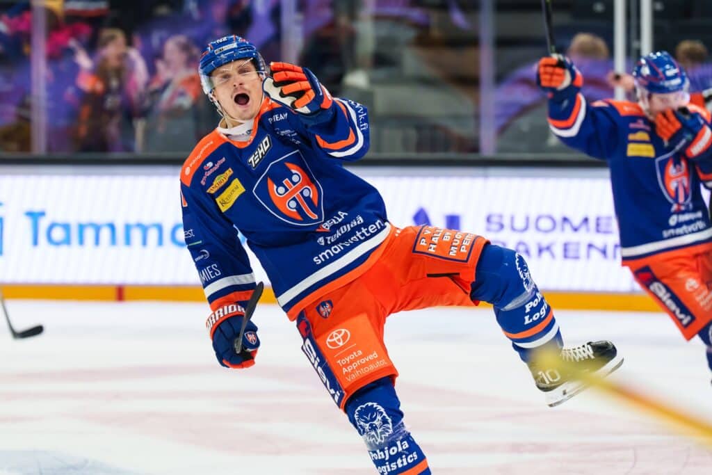 IL: Kärpät kaappasi Tapparan tähtipelaajan IL: Kärpät kaappasi Tapparan tähtipelaajan