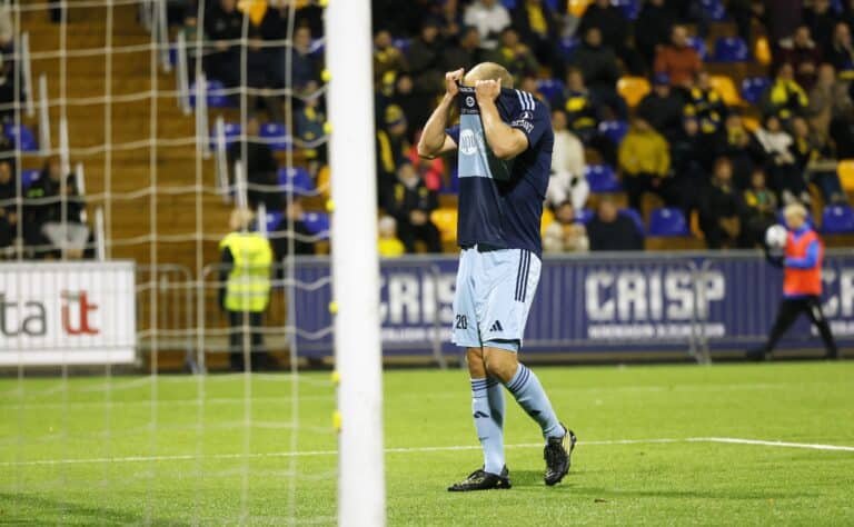 HJK:n fanit kävivät Oulunkylässä – jälki surullista