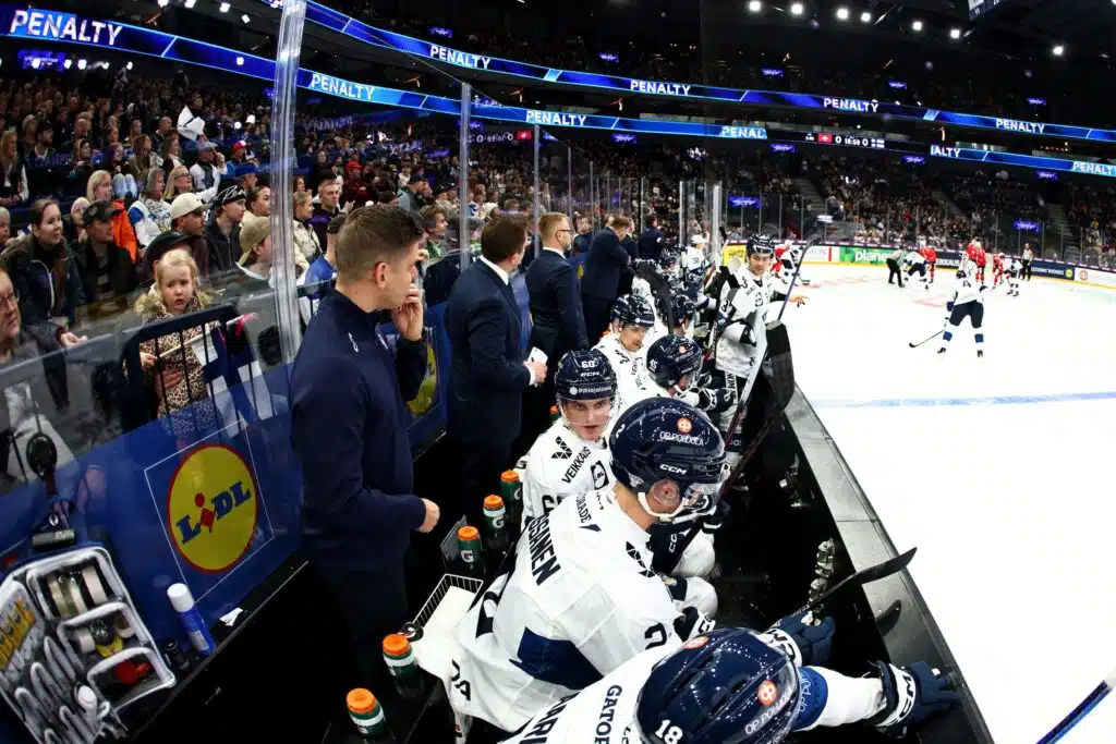 Nyt kävi tylysti – Leijonat hävisi kauden avauspelinsä Tampereella