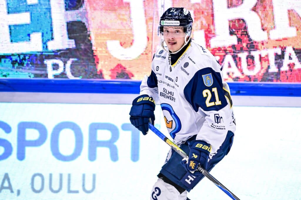 SM-liigassa raastavaa taistelua – ”Jumankauta”