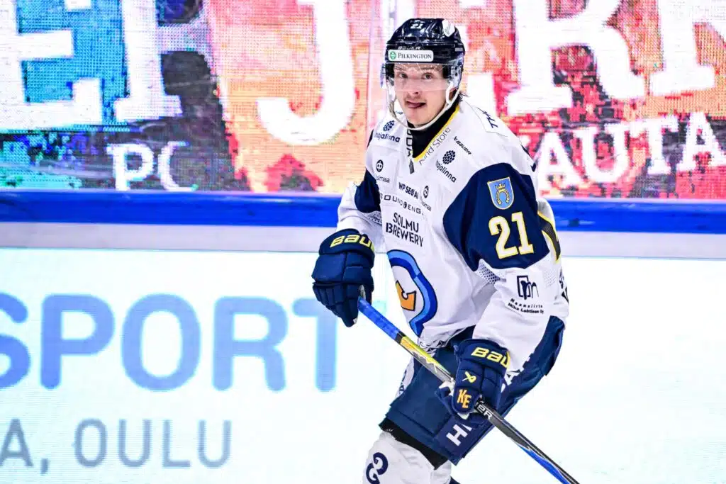 SM-liigassa raastavaa taistelua – ”Jumankauta”