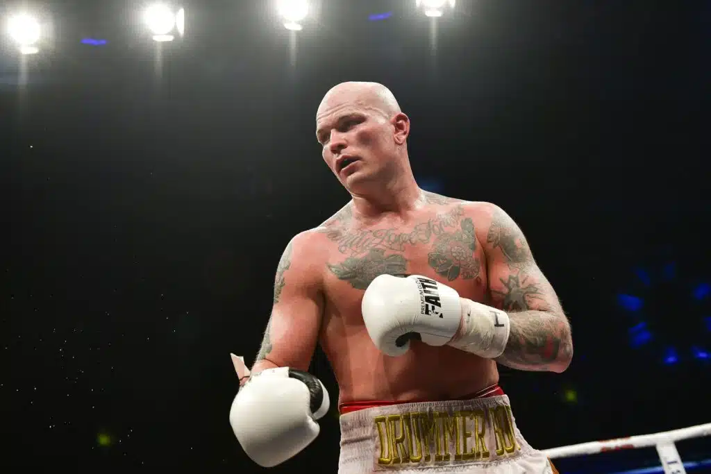 Eva Wahlströmin mies piestiin pahasti