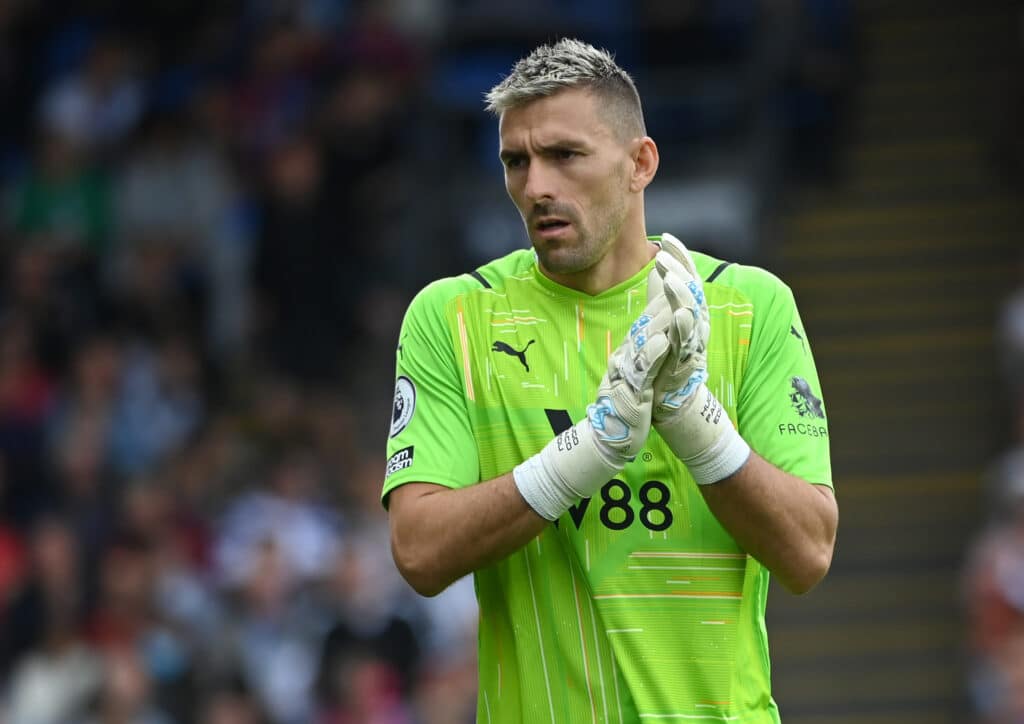 Italiasta kuuluu kummia – huippumaalivahti siirtymässä saapasmaahan