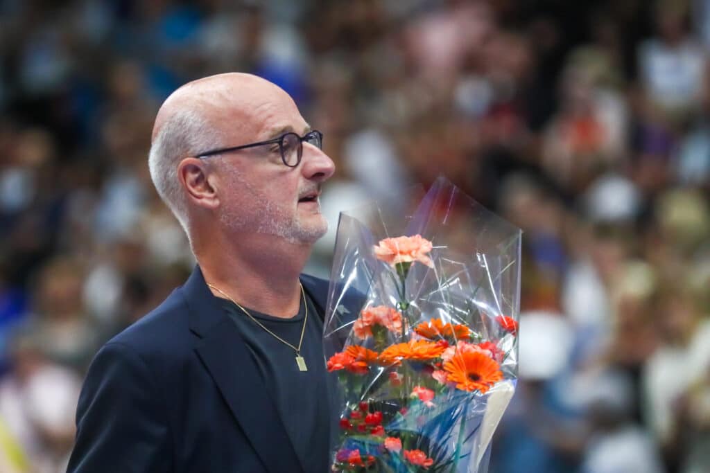 Henrik Dettmannin tölväisyt yllättivät selostaja Kristian Palotien