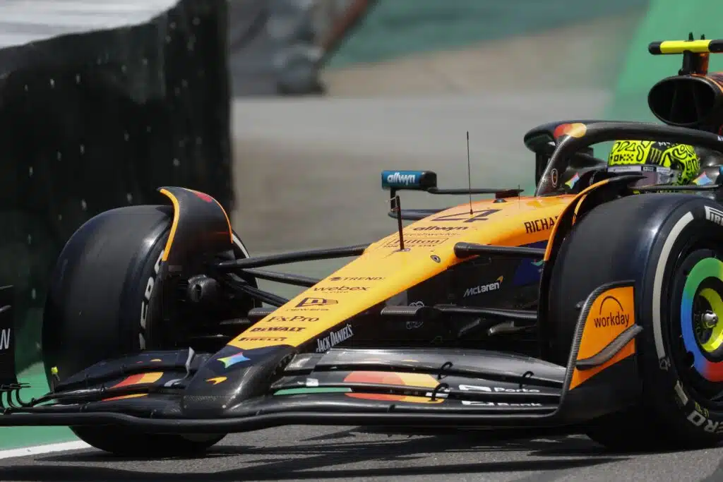 Raju sensaatio kuivui kasaan formula ykkösissä – Hamiltonille ja Red Bullille katastrofi