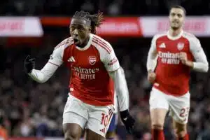 Arsenal tyly vieras pohjois-Lontoon derbyssä