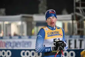 Iivo Niskanen latasi todella karua tekstiä