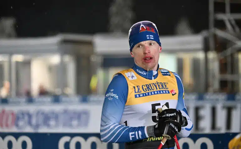 Iivo Niskanen latasi todella karua tekstiä