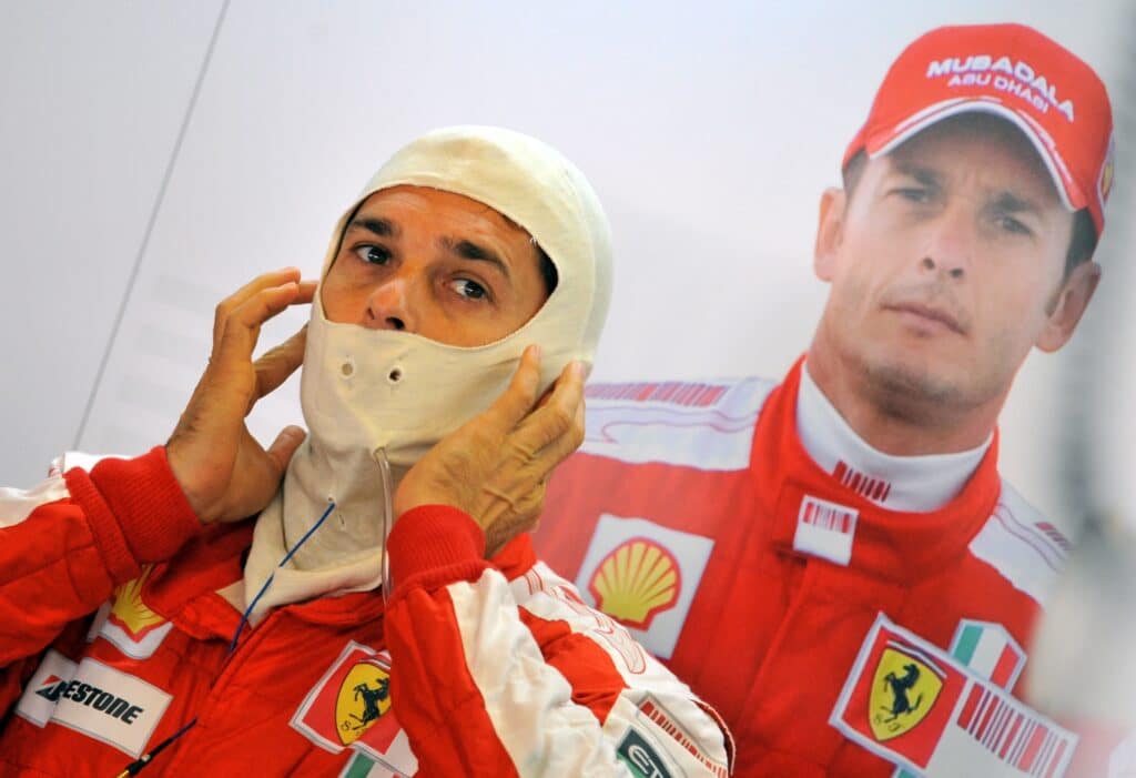 F1-kuljettajalle sattui nolo moka – kaahasi korttinsa hyllylle