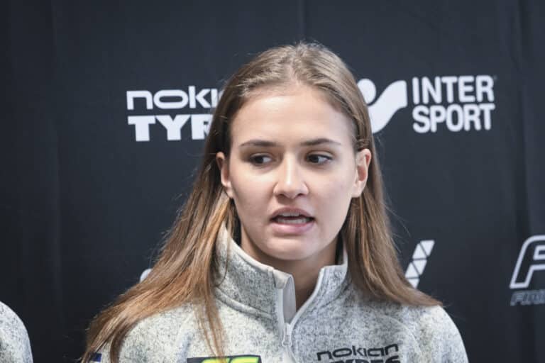 Suomen hiihtonaiset pahoissa vaikeuksissa – olympiatoivo koki kovan kohtalon