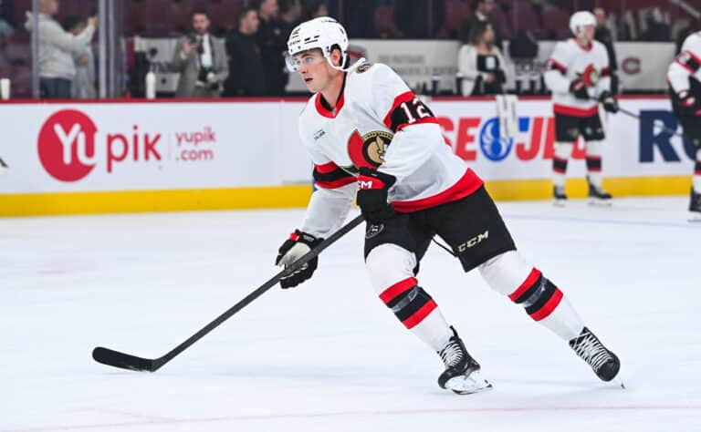 NHL-seuralle shokkihoitoa - tähtihyökkääjä sivuun NHL-seuralle shokkihoitoa – tähtihyökkääjä sivuun